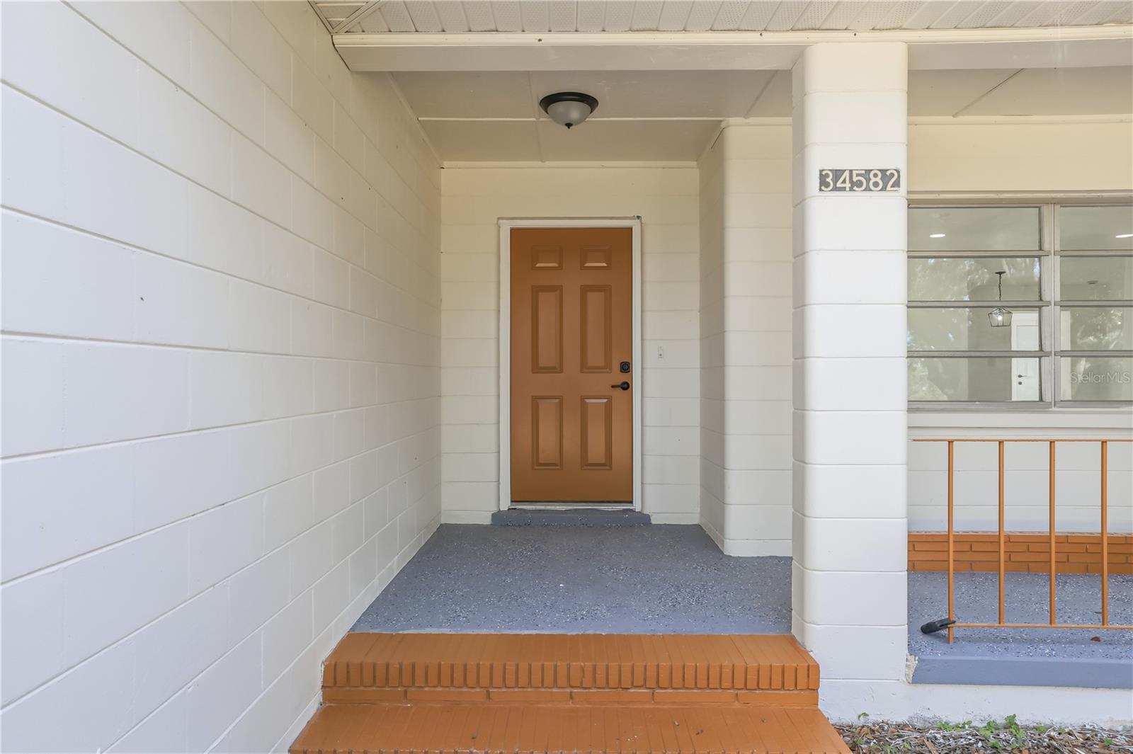 TB8457354 Property Photo