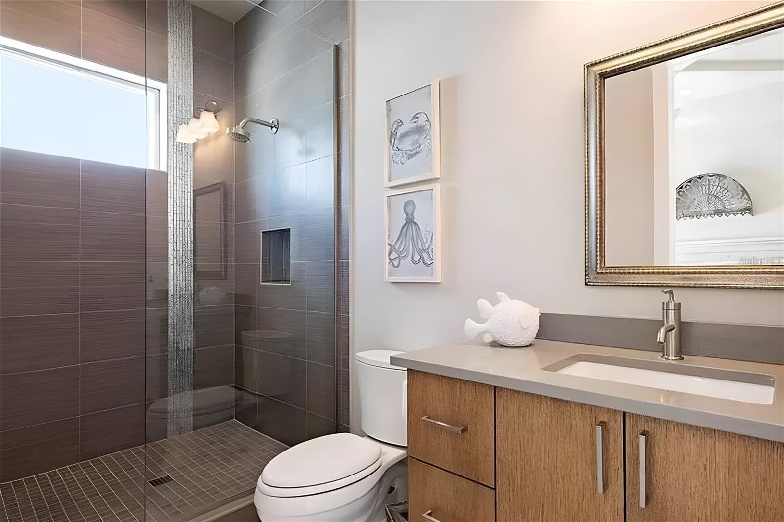 A4675644 Property Photo