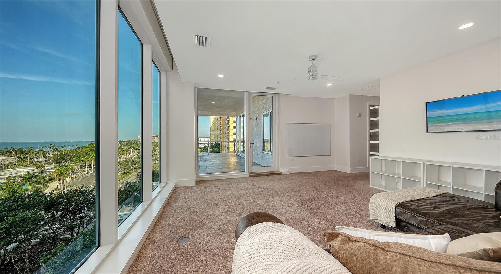 A4675649 Property Photo