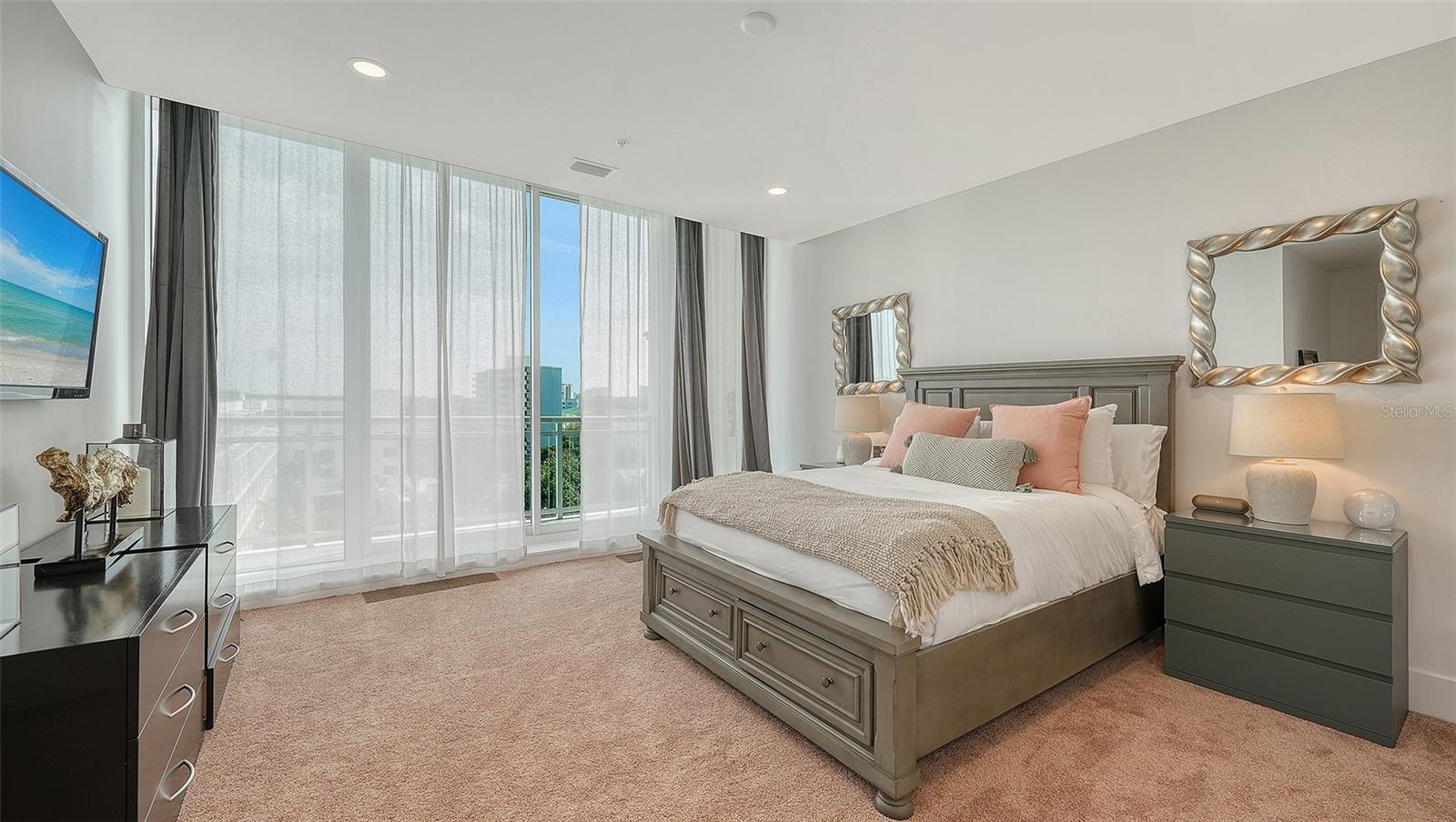 A4675649 Property Photo