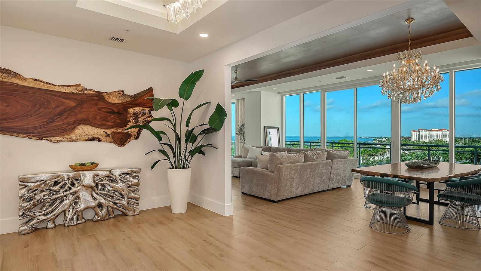 A4675649 Property Photo