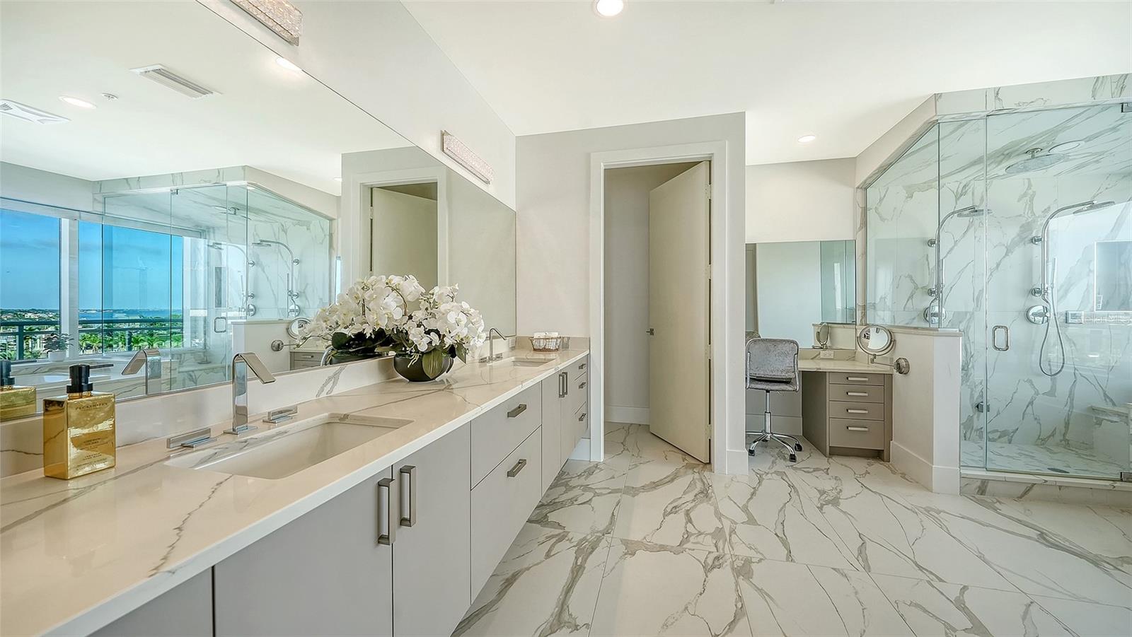 A4675649 Property Photo