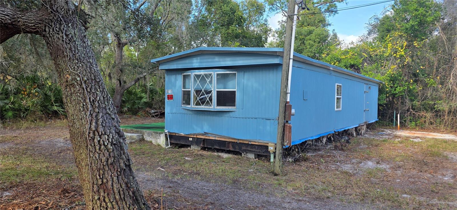 V4946367 Property Photo