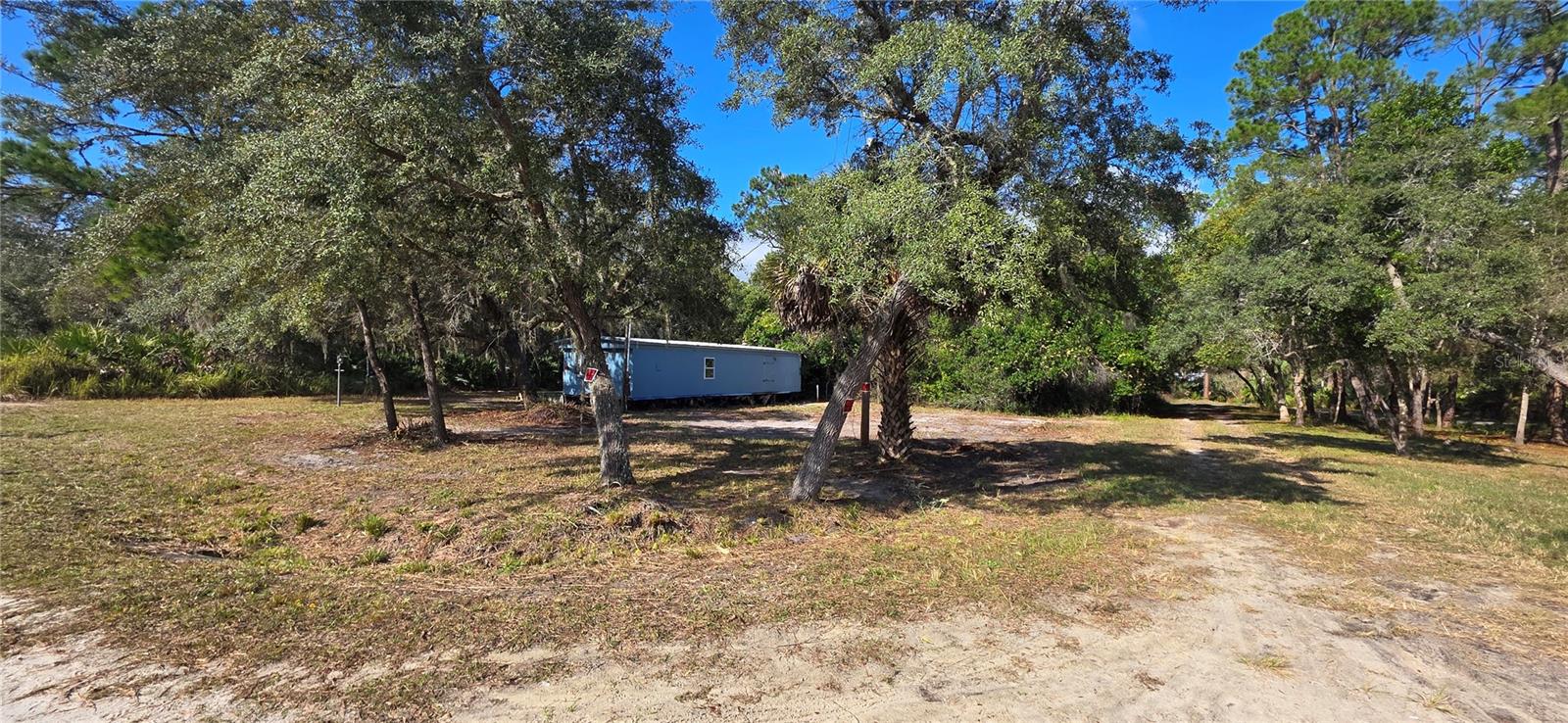 V4946367 Property Photo