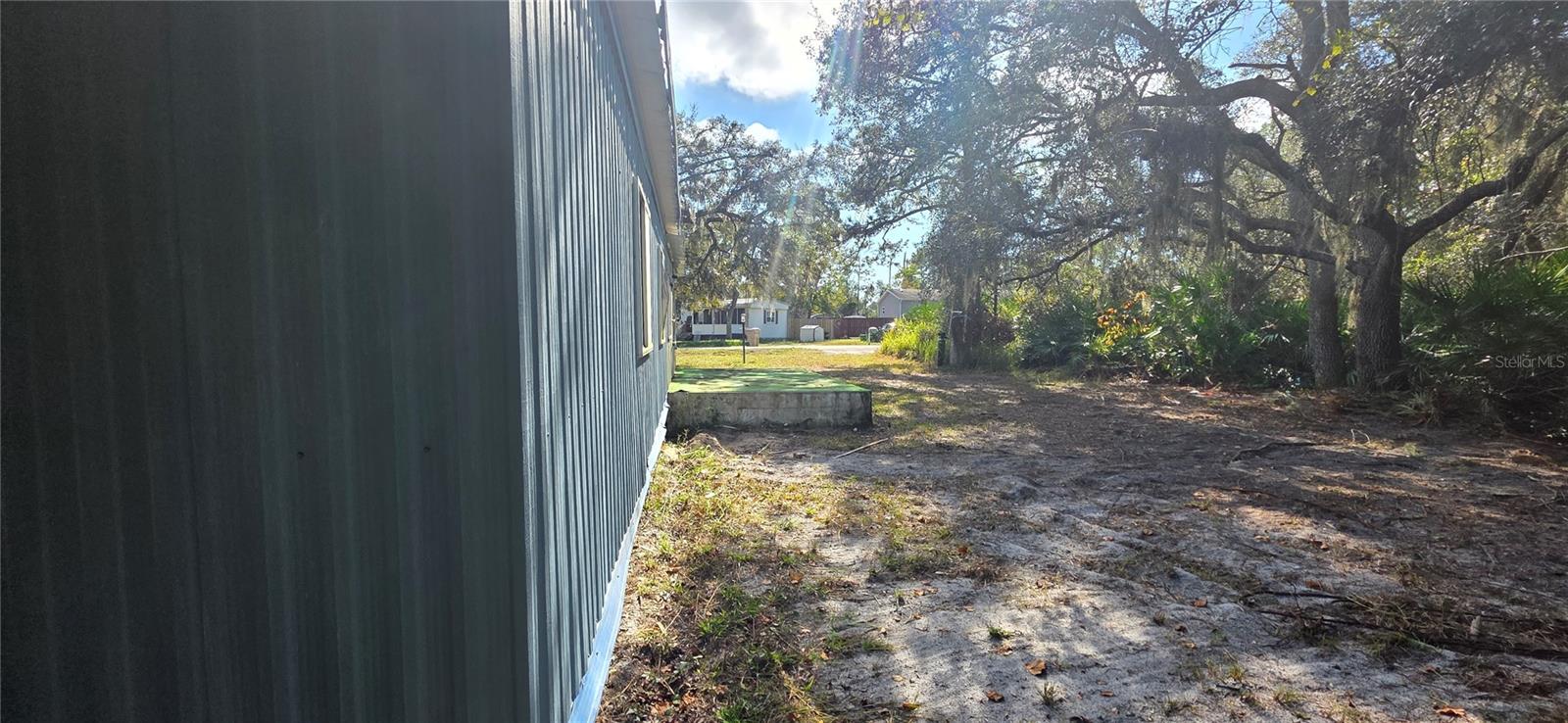 V4946367 Property Photo