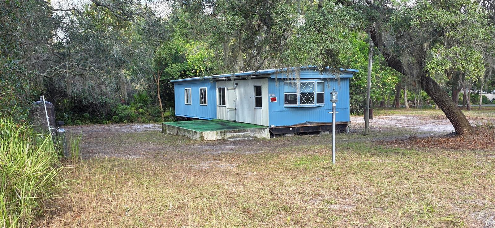 V4946367 Property Photo