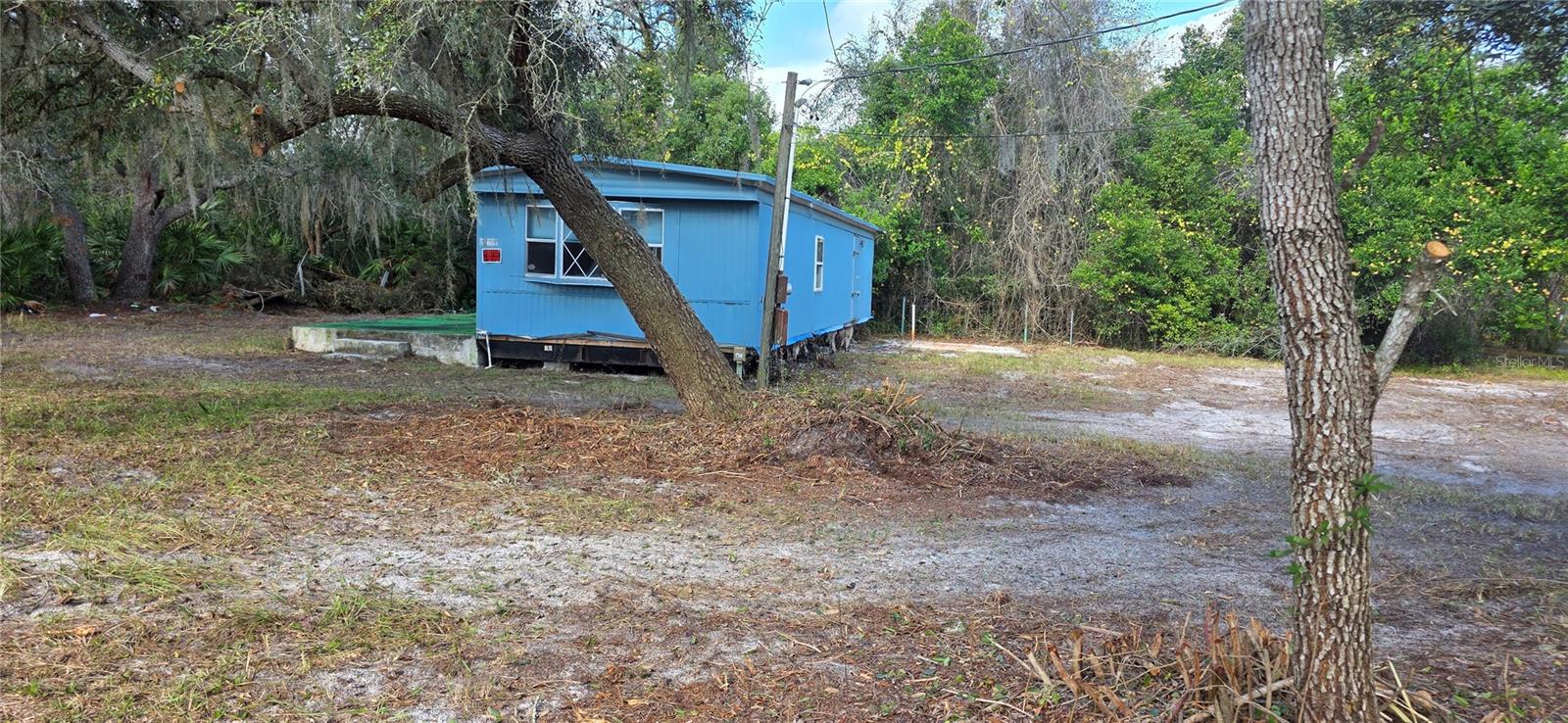 V4946367 Property Photo