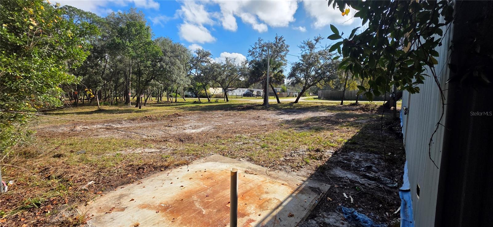 V4946367 Property Photo