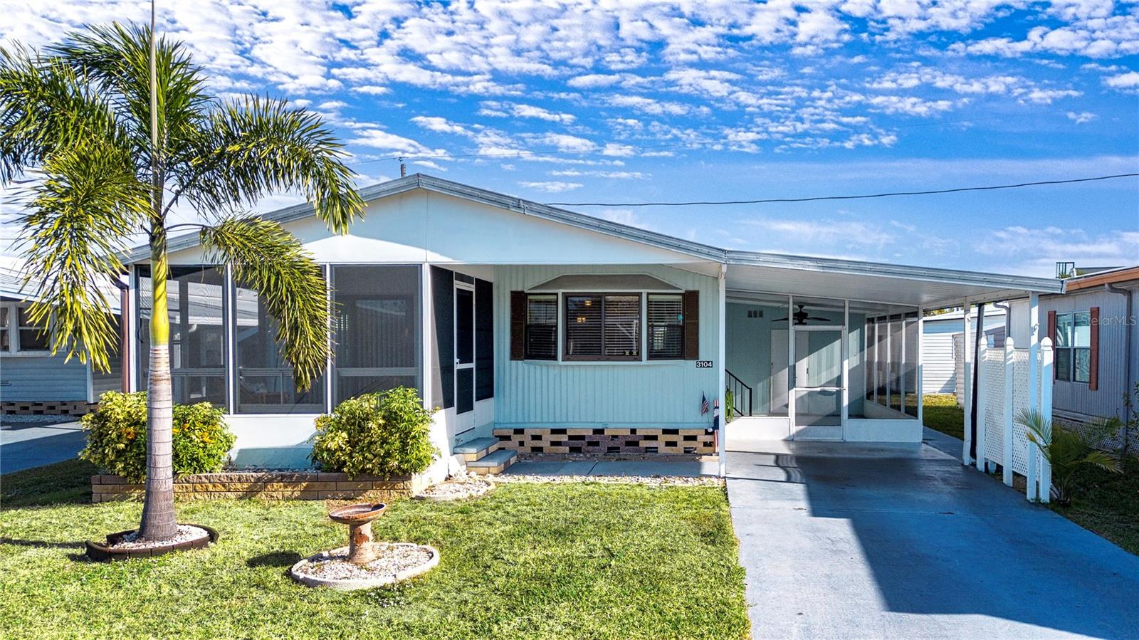 TB8457444 Property Photo