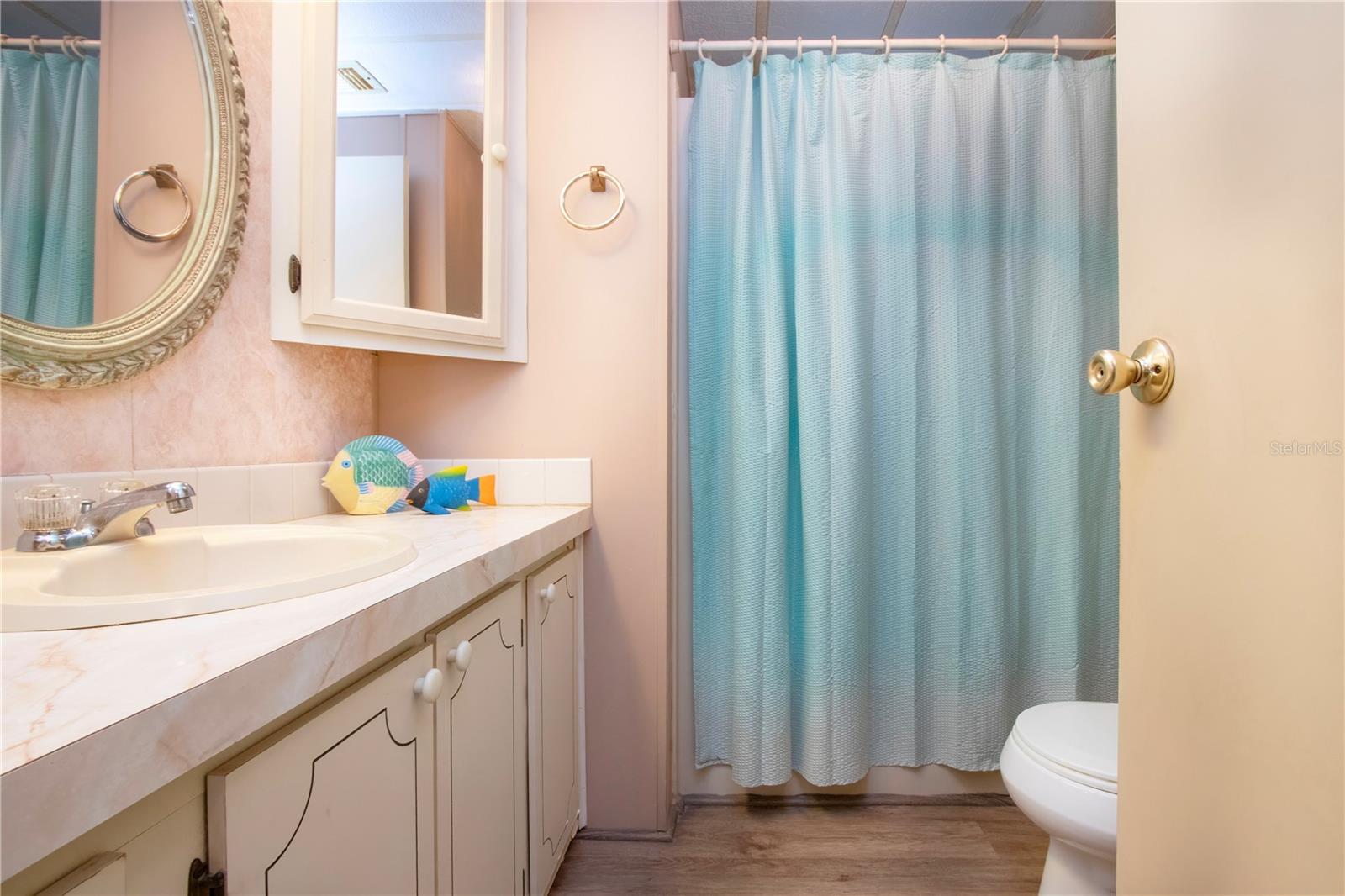 TB8457444 Property Photo