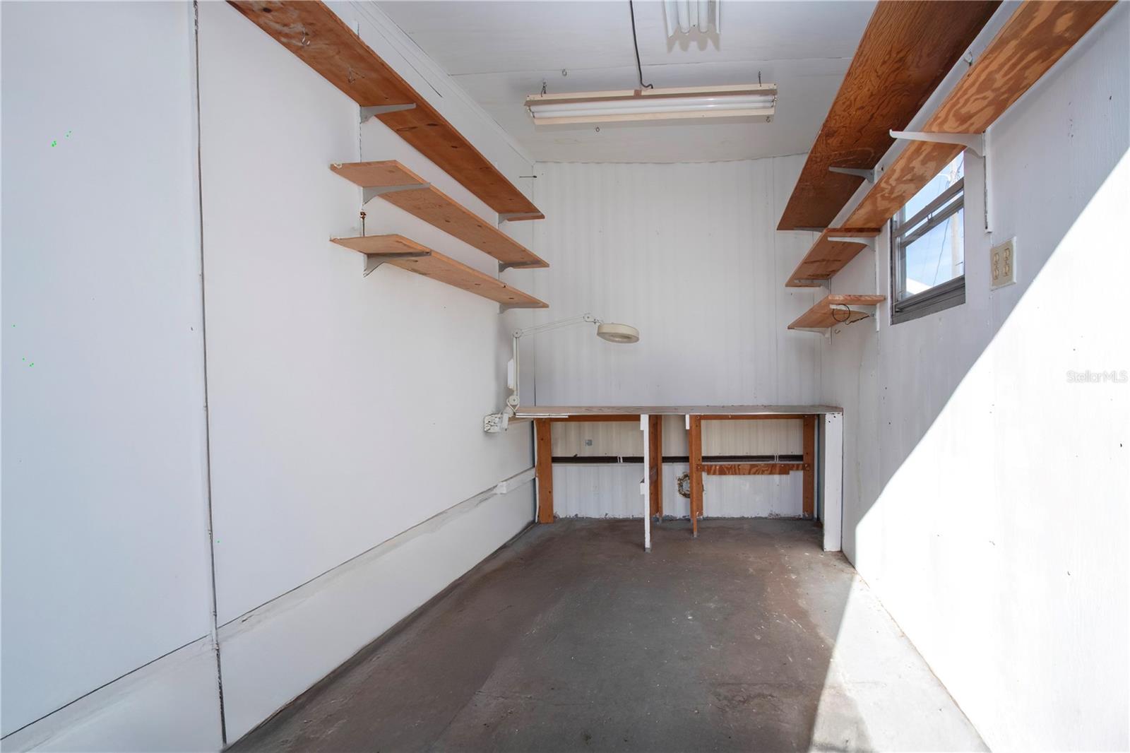 TB8457444 Property Photo