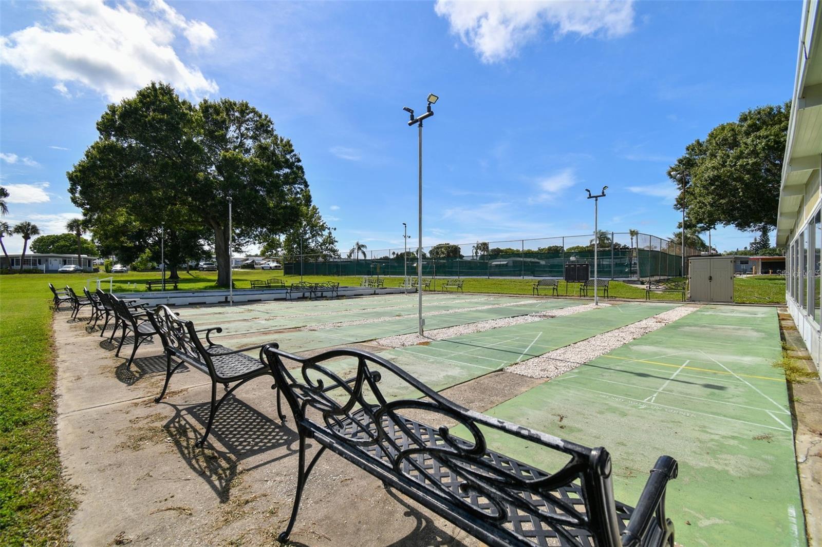 TB8457451 Property Photo