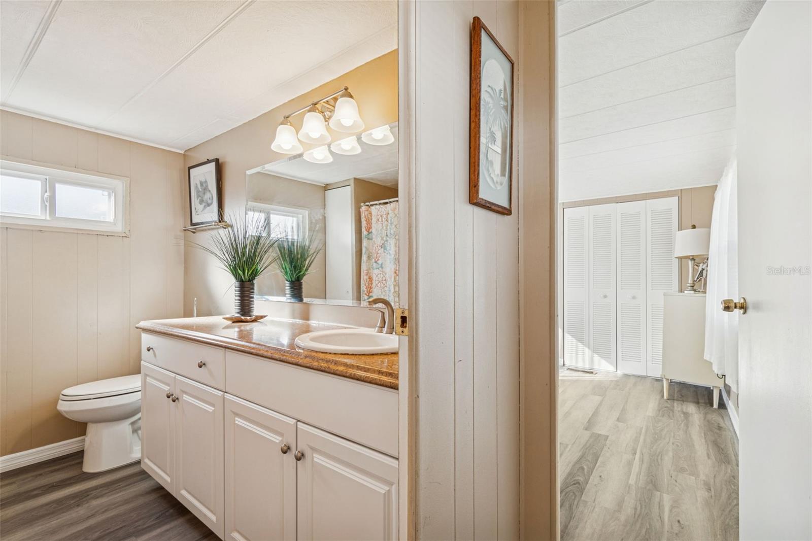 TB8457451 Property Photo