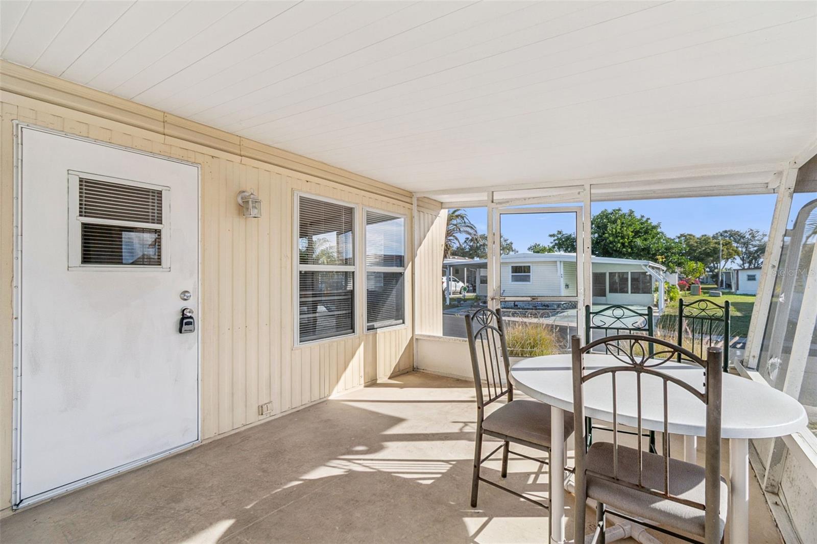 TB8457451 Property Photo