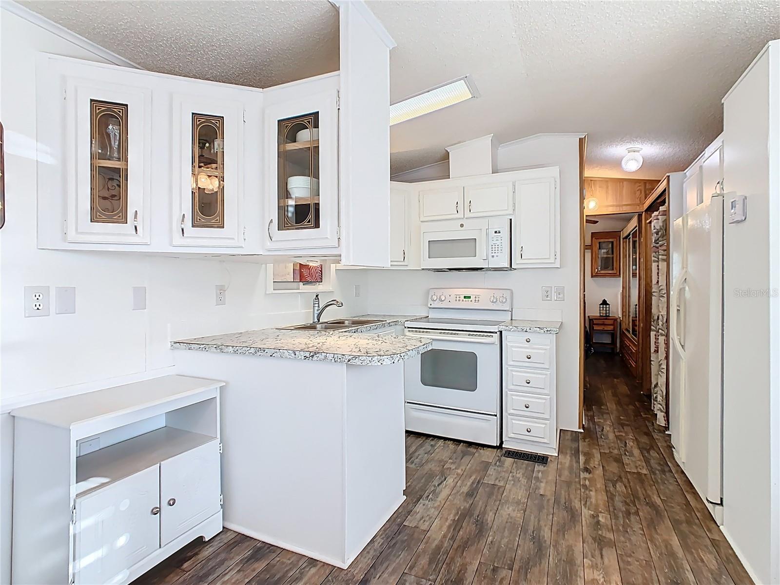 S5140408 Property Photo