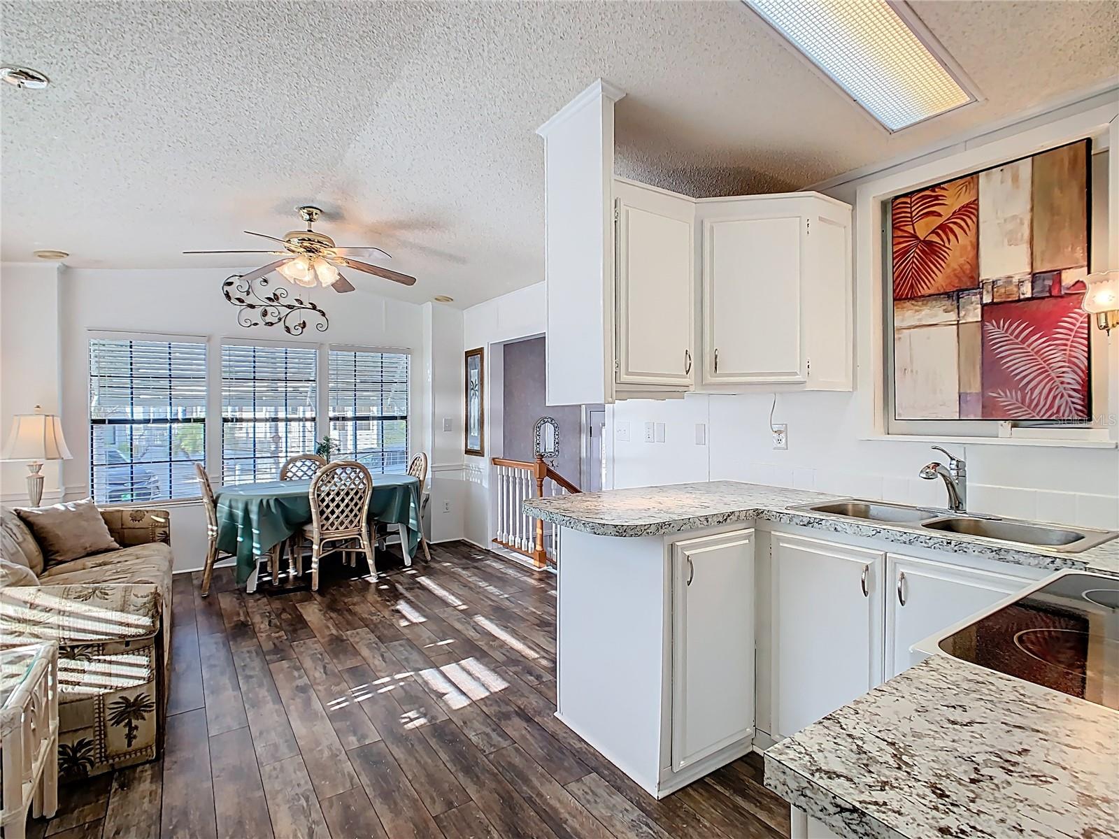 S5140408 Property Photo