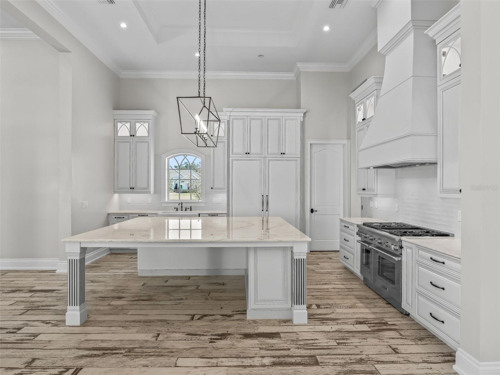 OM715304 Property Photo