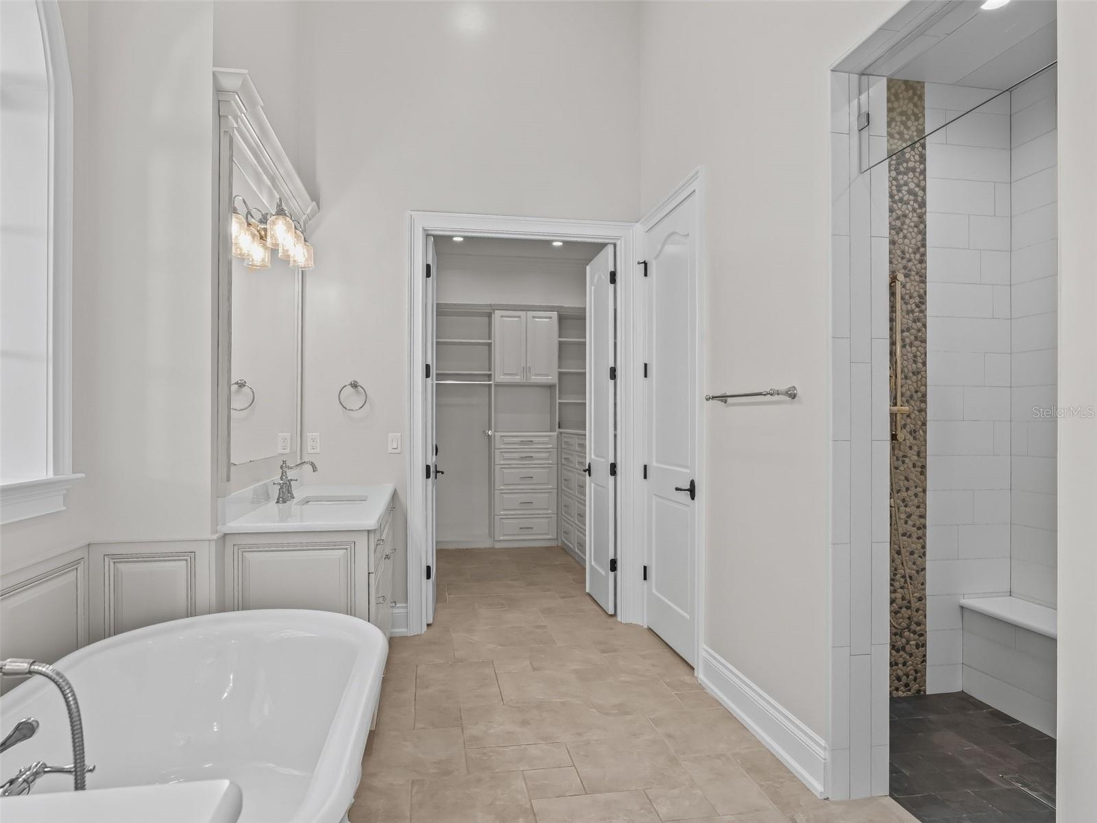 OM715304 Property Photo