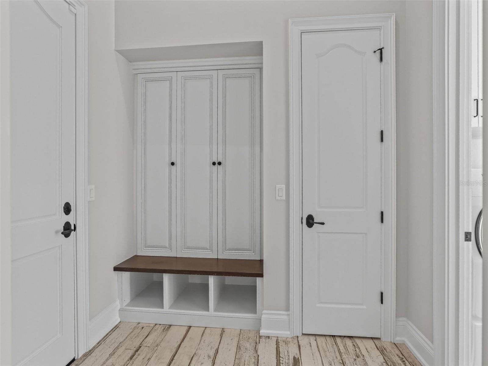 OM715304 Property Photo