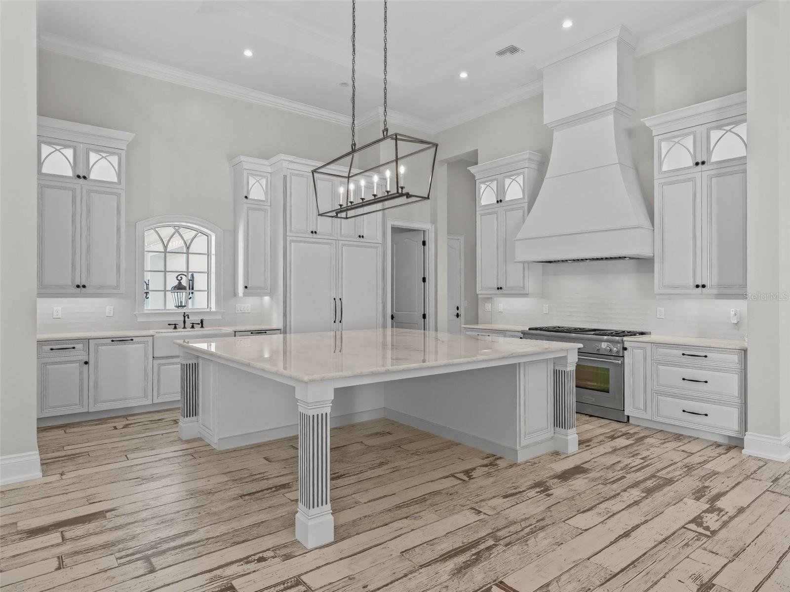 OM715304 Property Photo