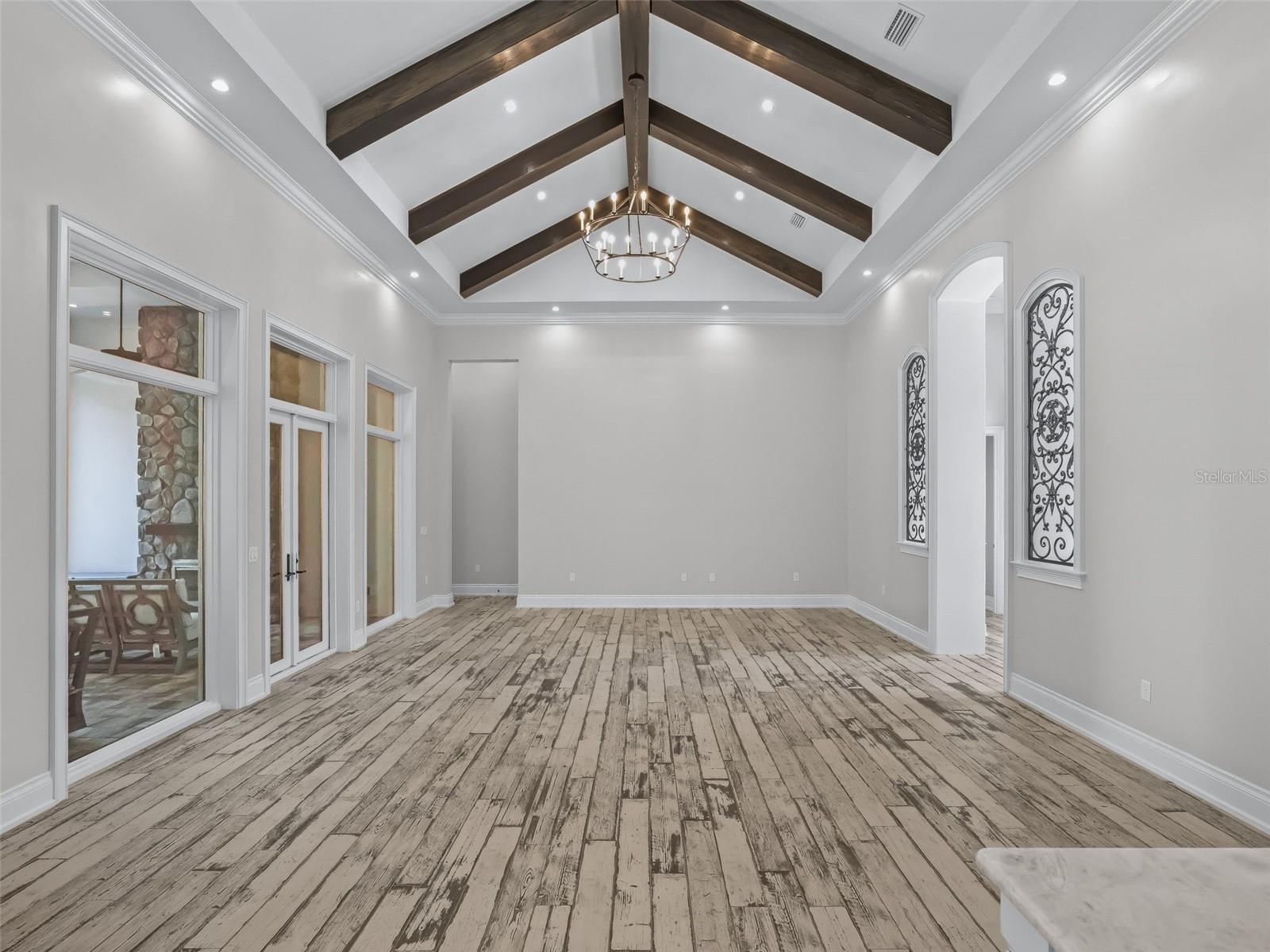 OM715304 Property Photo