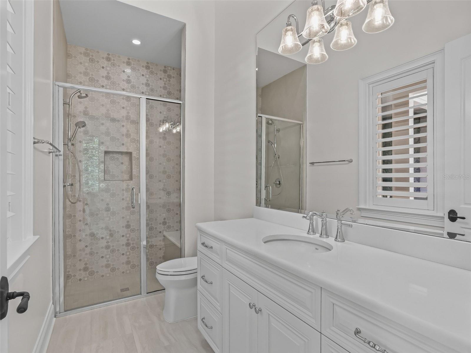 OM715304 Property Photo