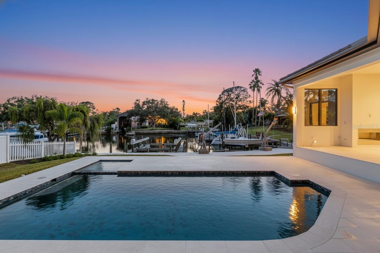 A4675672 Property Photo