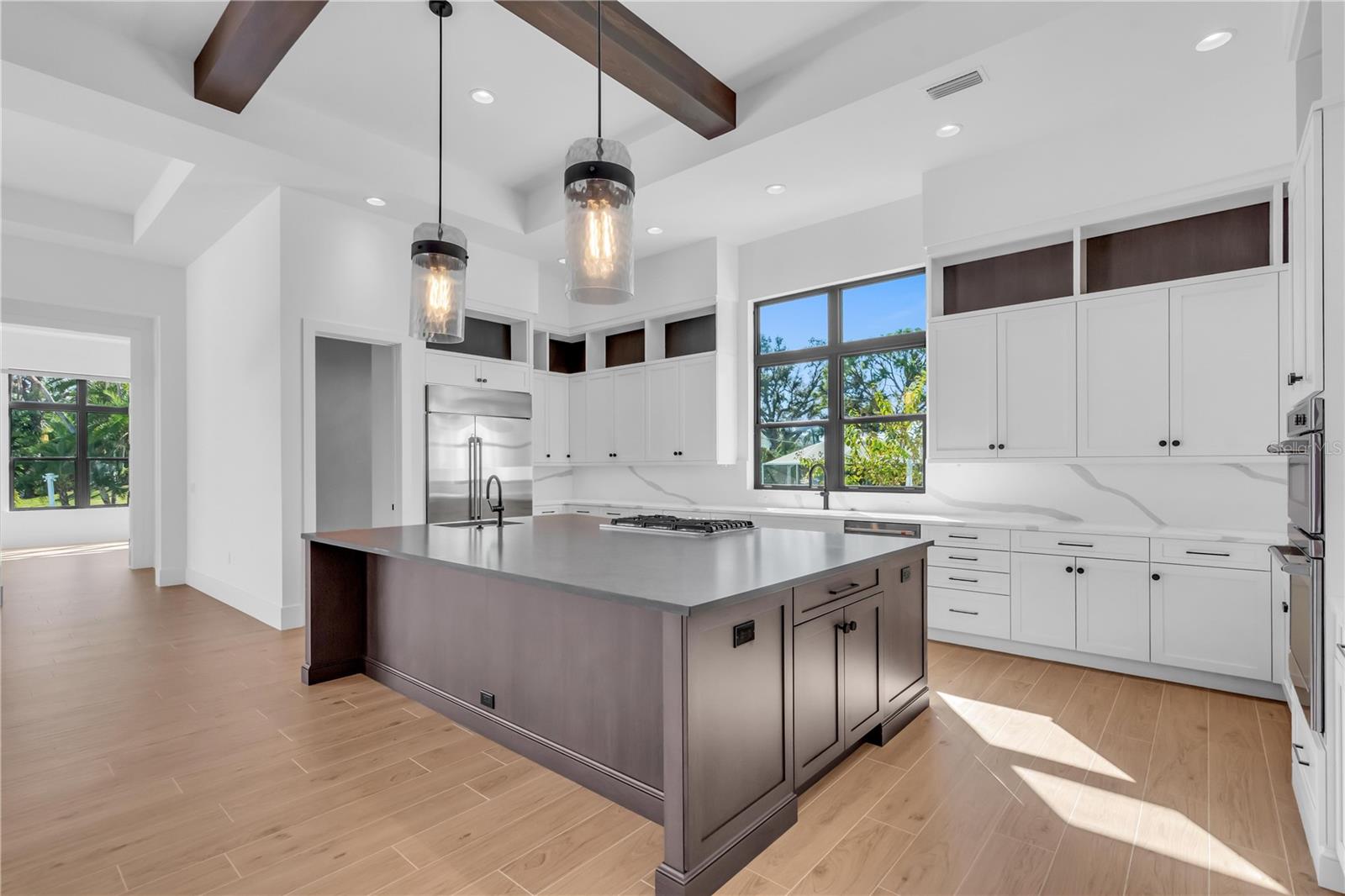 A4675672 Property Photo