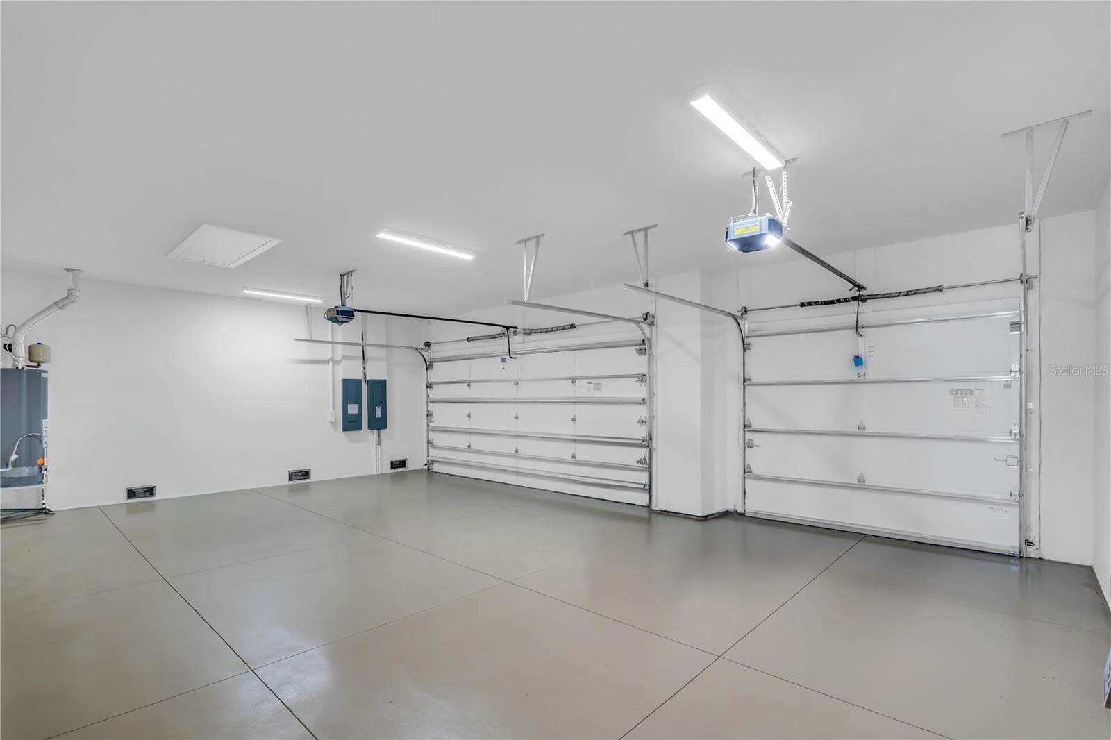 A4675672 Property Photo