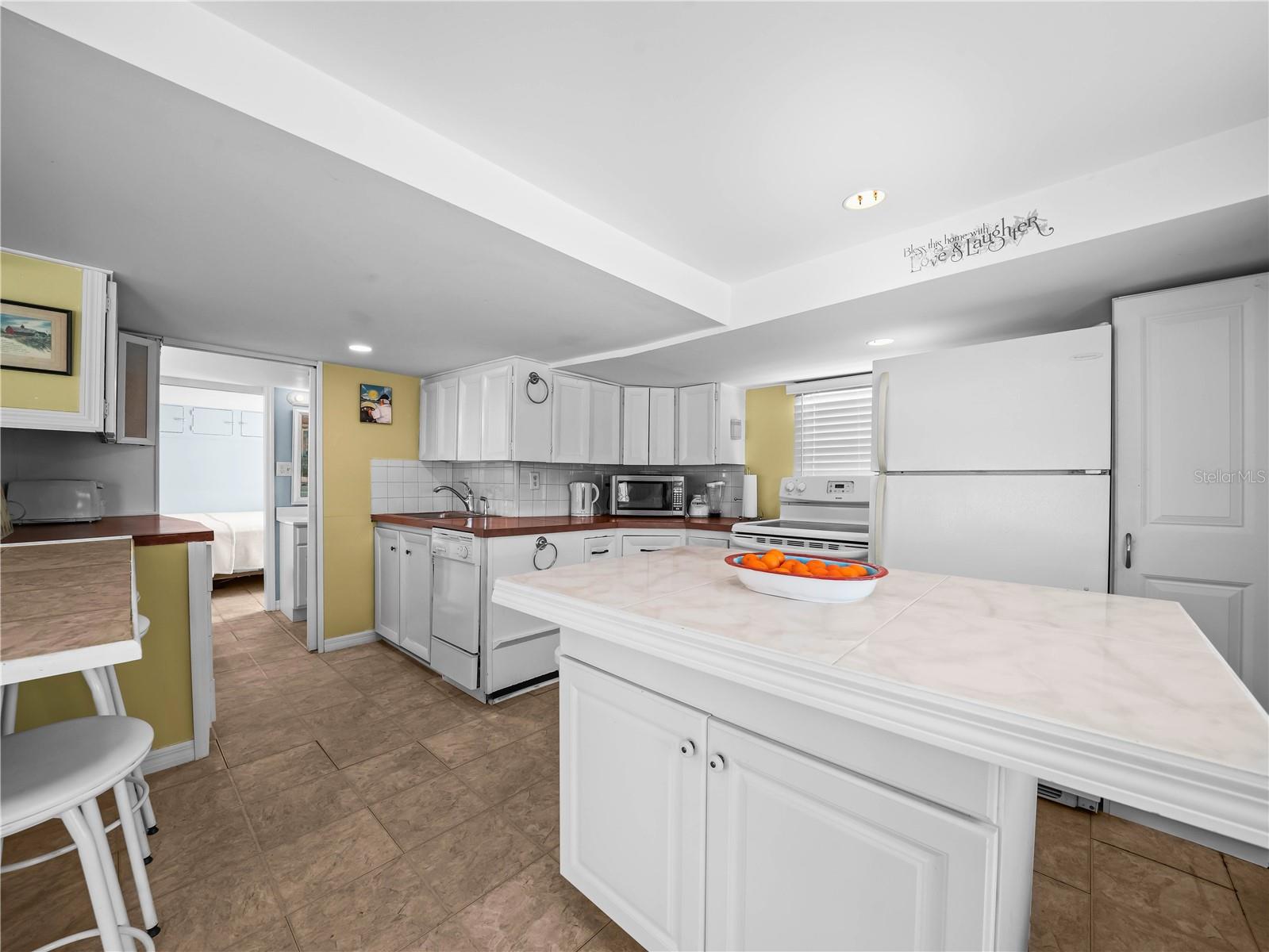 K4903175 Property Photo