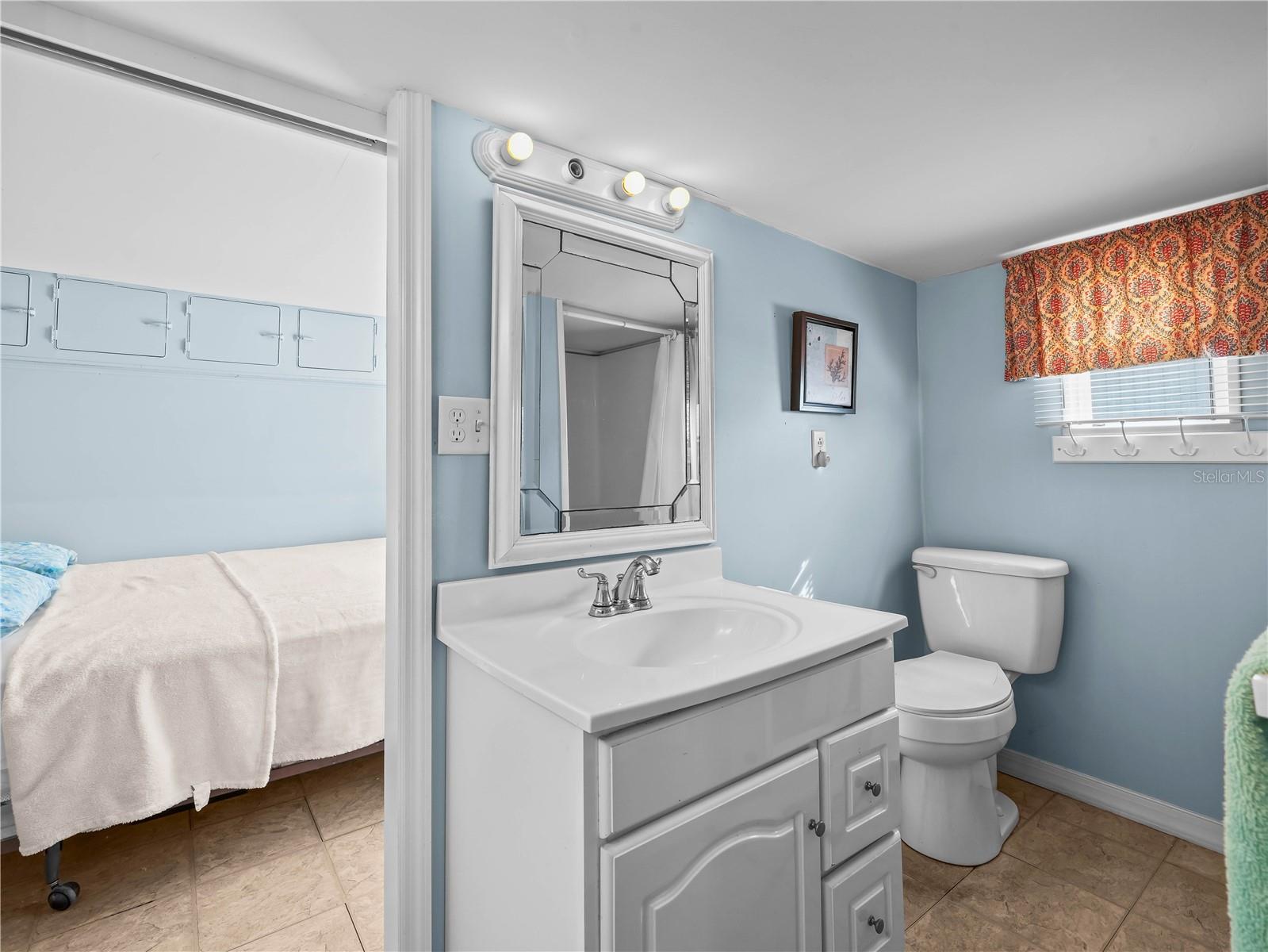 K4903175 Property Photo