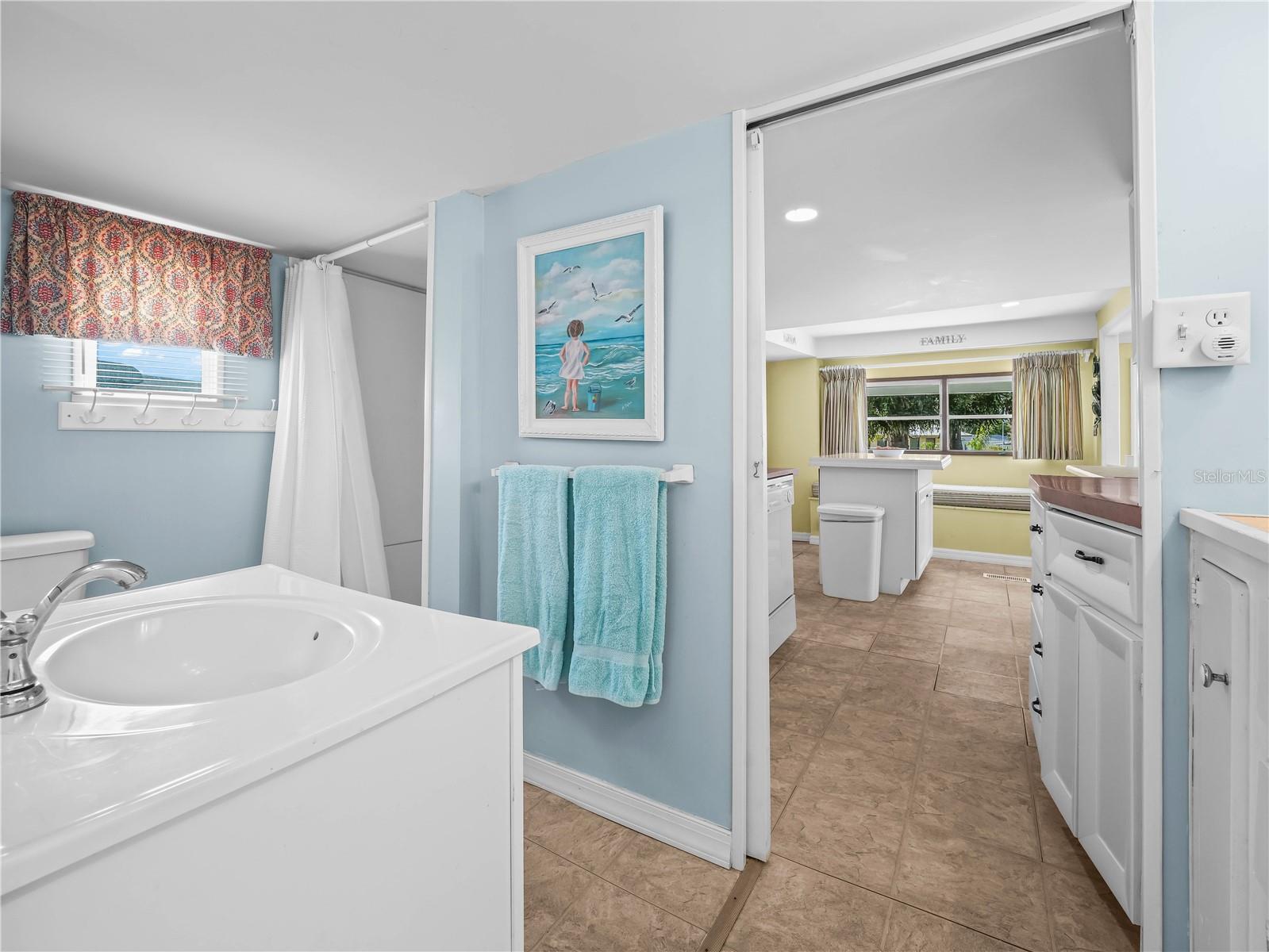 K4903175 Property Photo