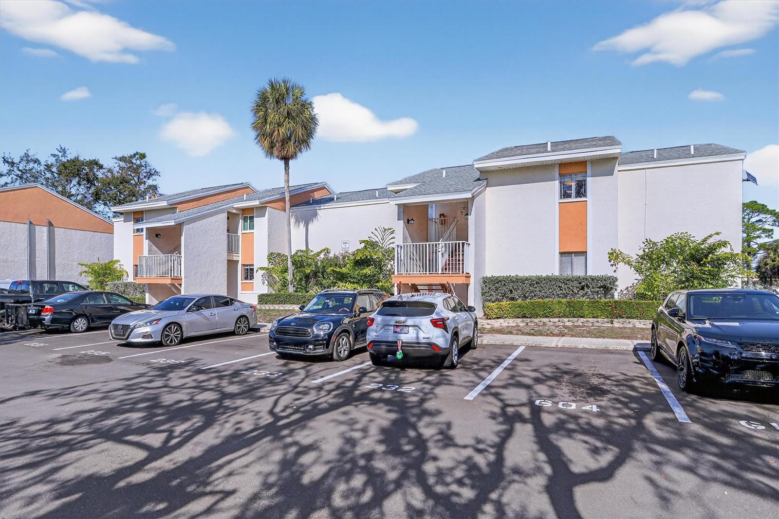 TB8457495 Property Photo