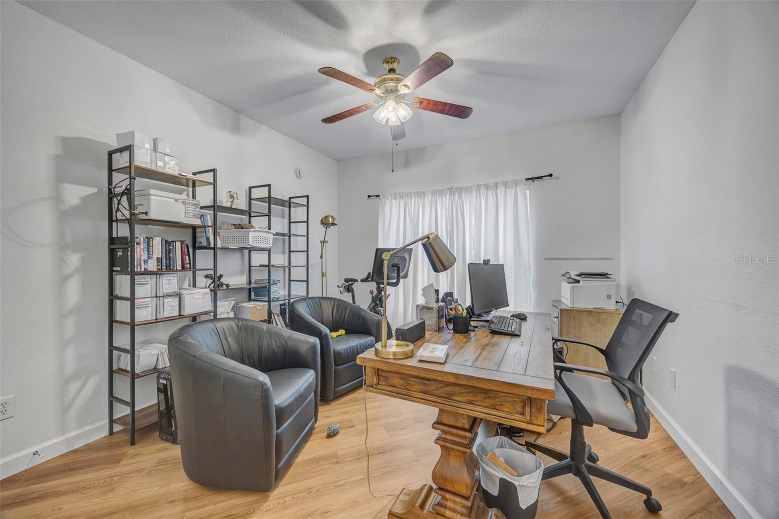 2nd bedroom as office