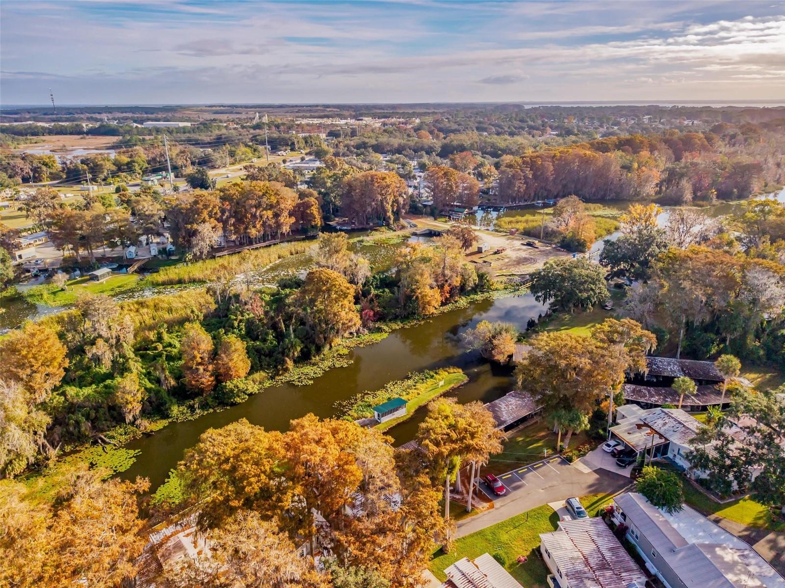 V4946373 Property Photo