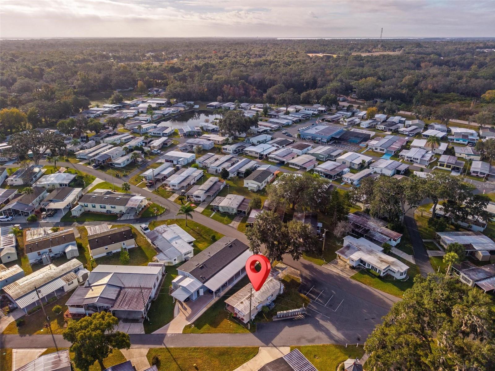 V4946373 Property Photo