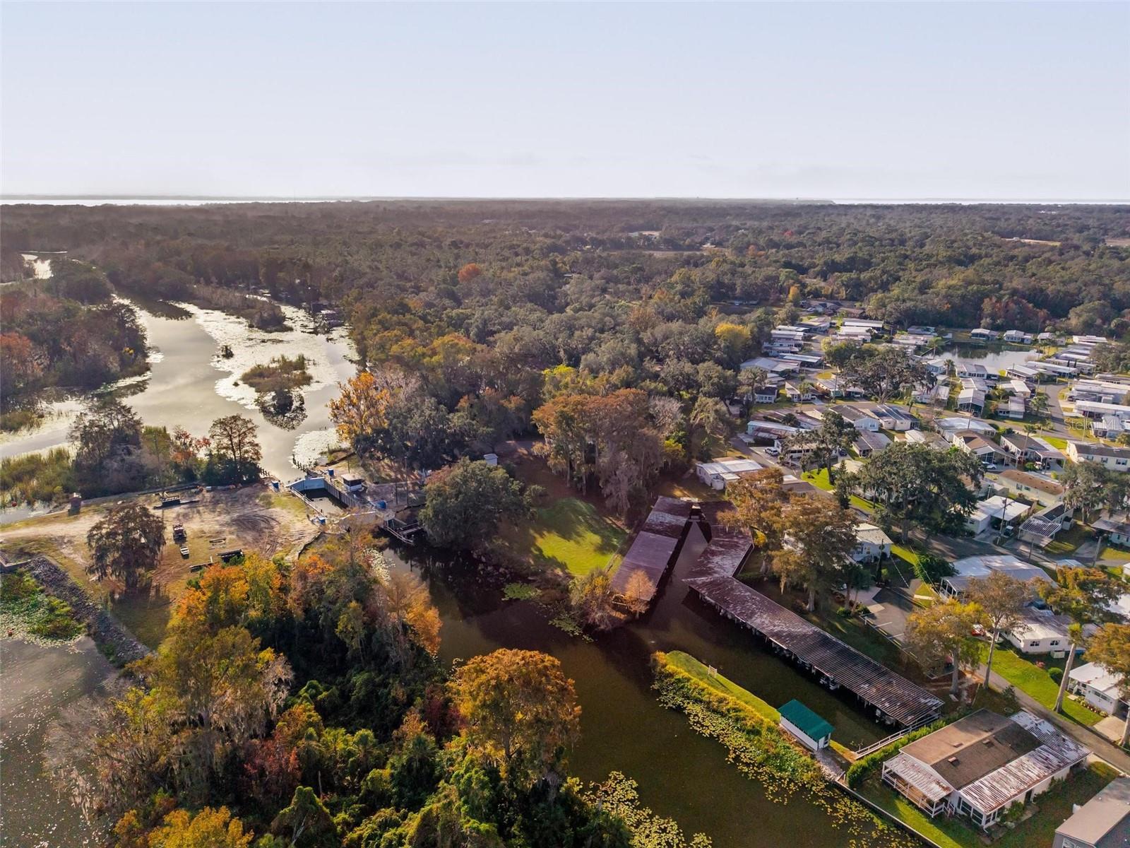 V4946373 Property Photo