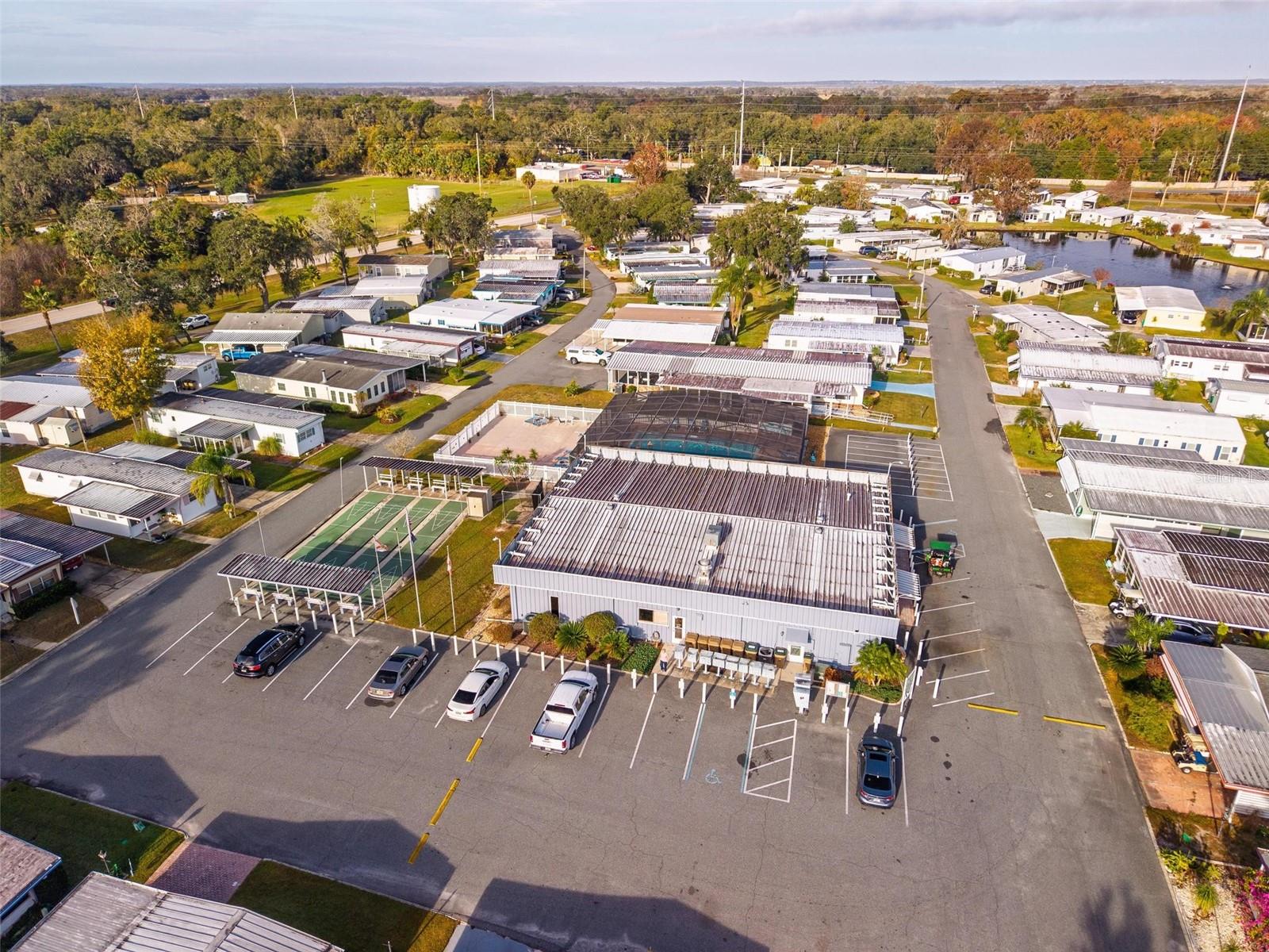 V4946373 Property Photo