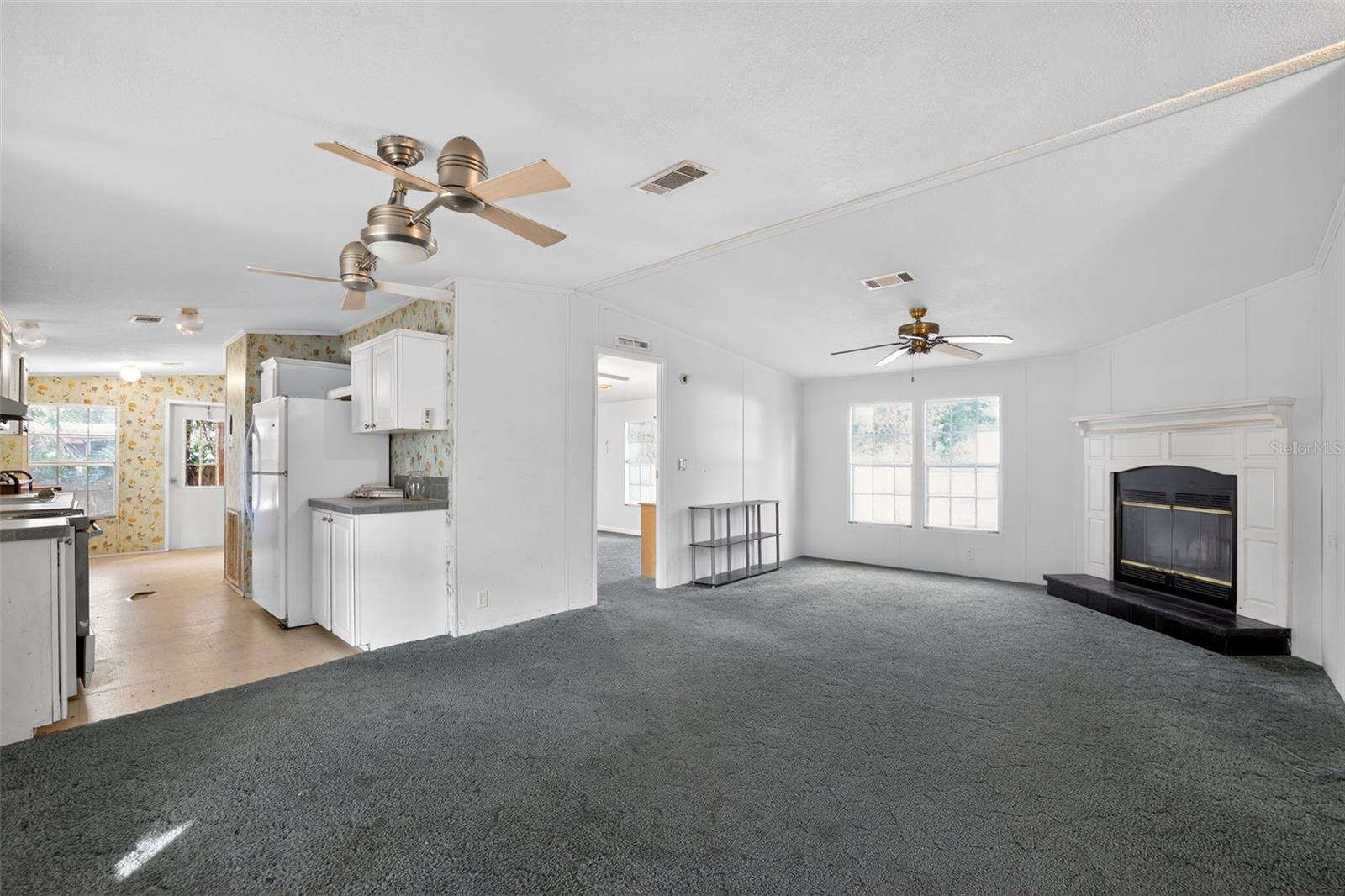 O6368305 Property Photo