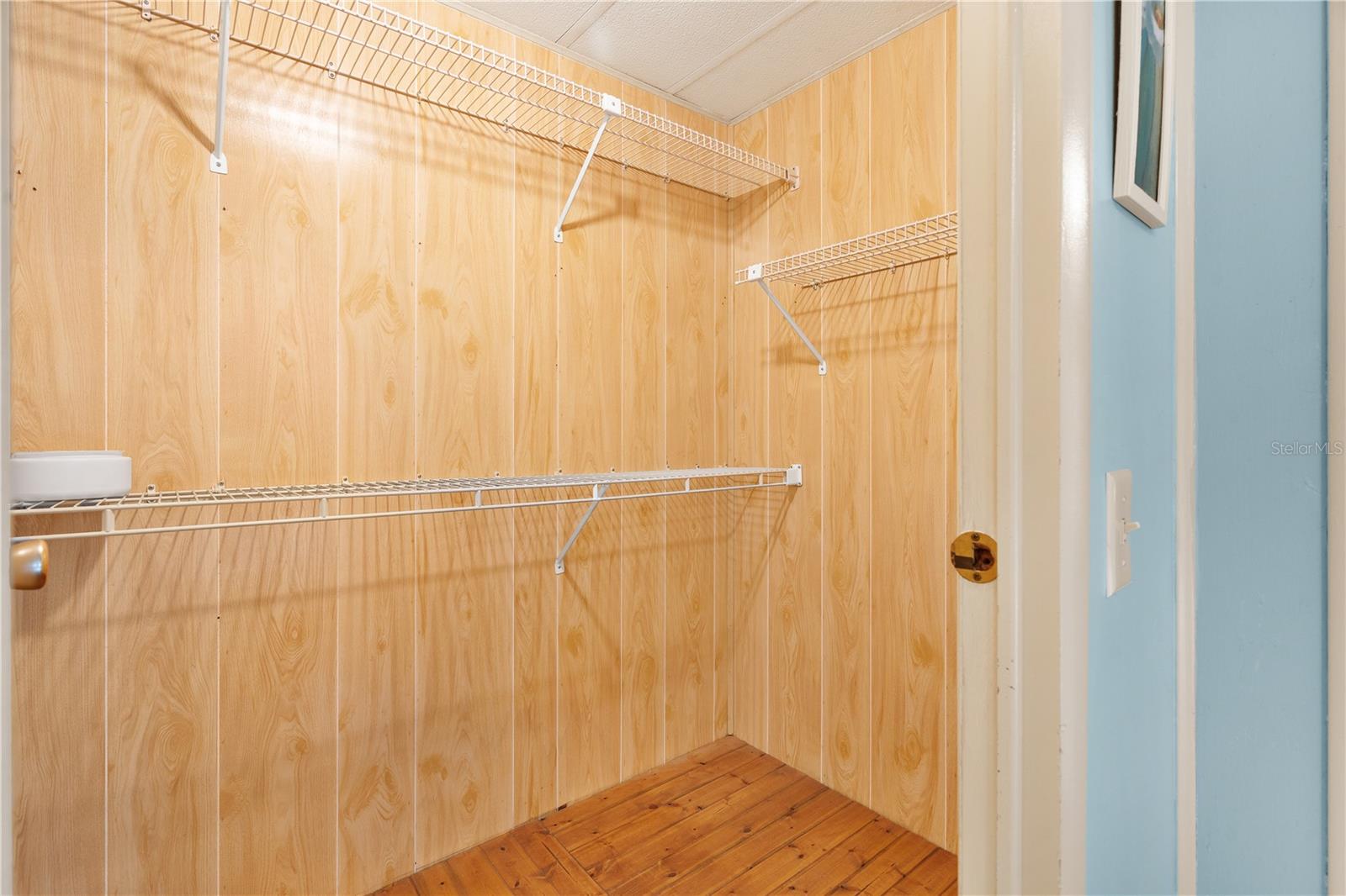 A4675693 Property Photo