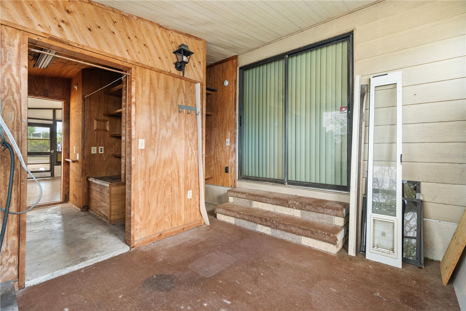 A4675693 Property Photo