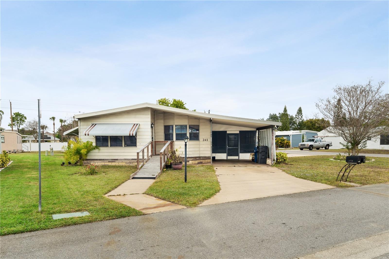 A4675693 Property Photo