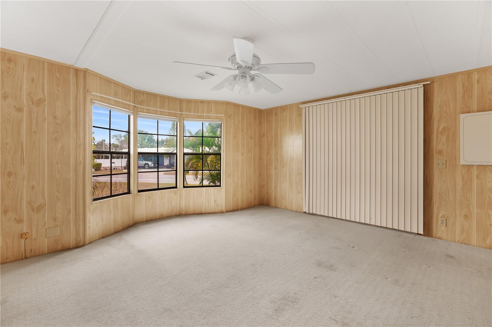 A4675693 Property Photo