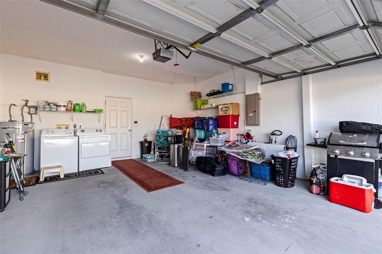 Oversized 2 Car Garage