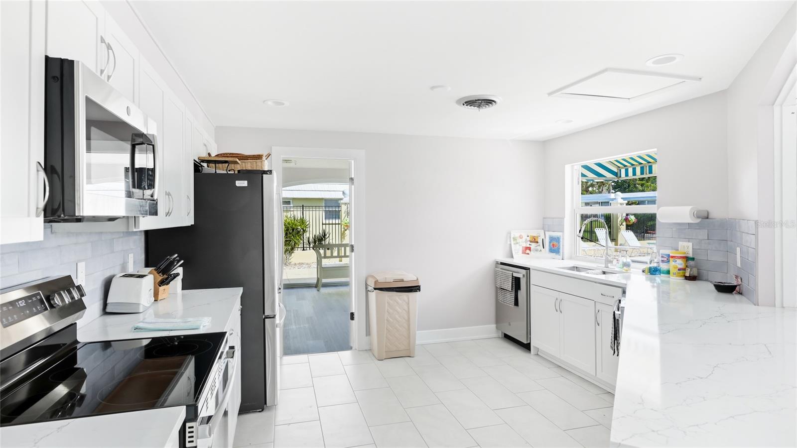 5915 TIDEWOOD AVE #4, SARASOTA, FL, 34231