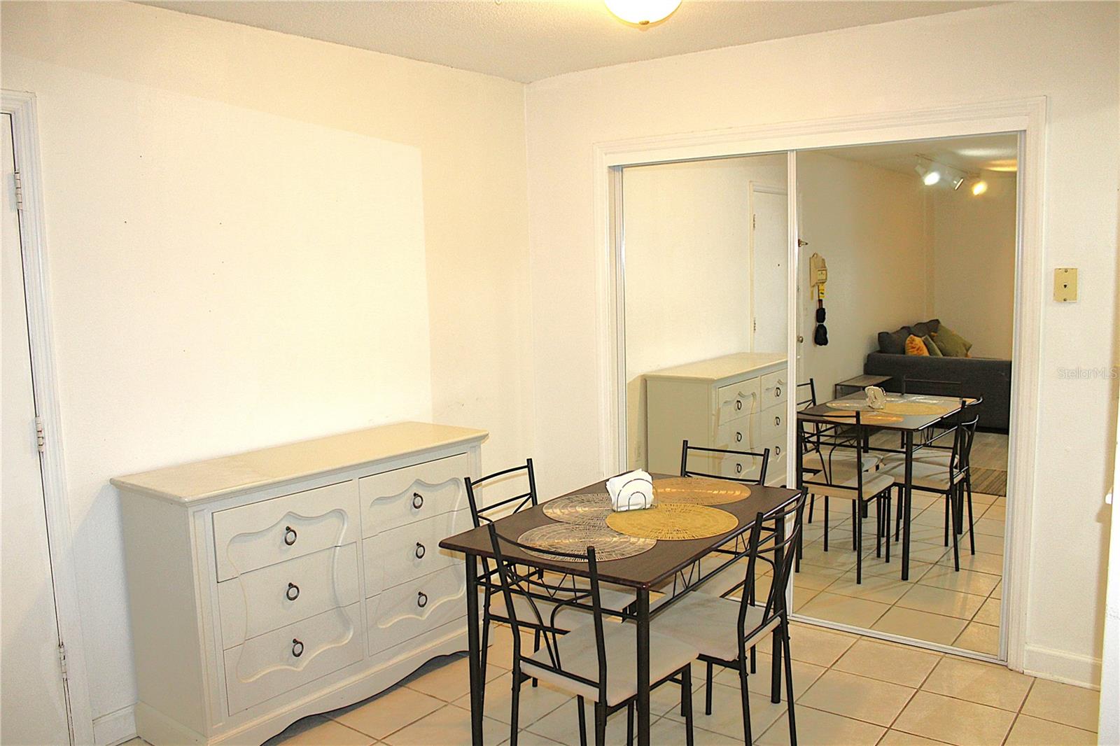 OM715353 Property Photo