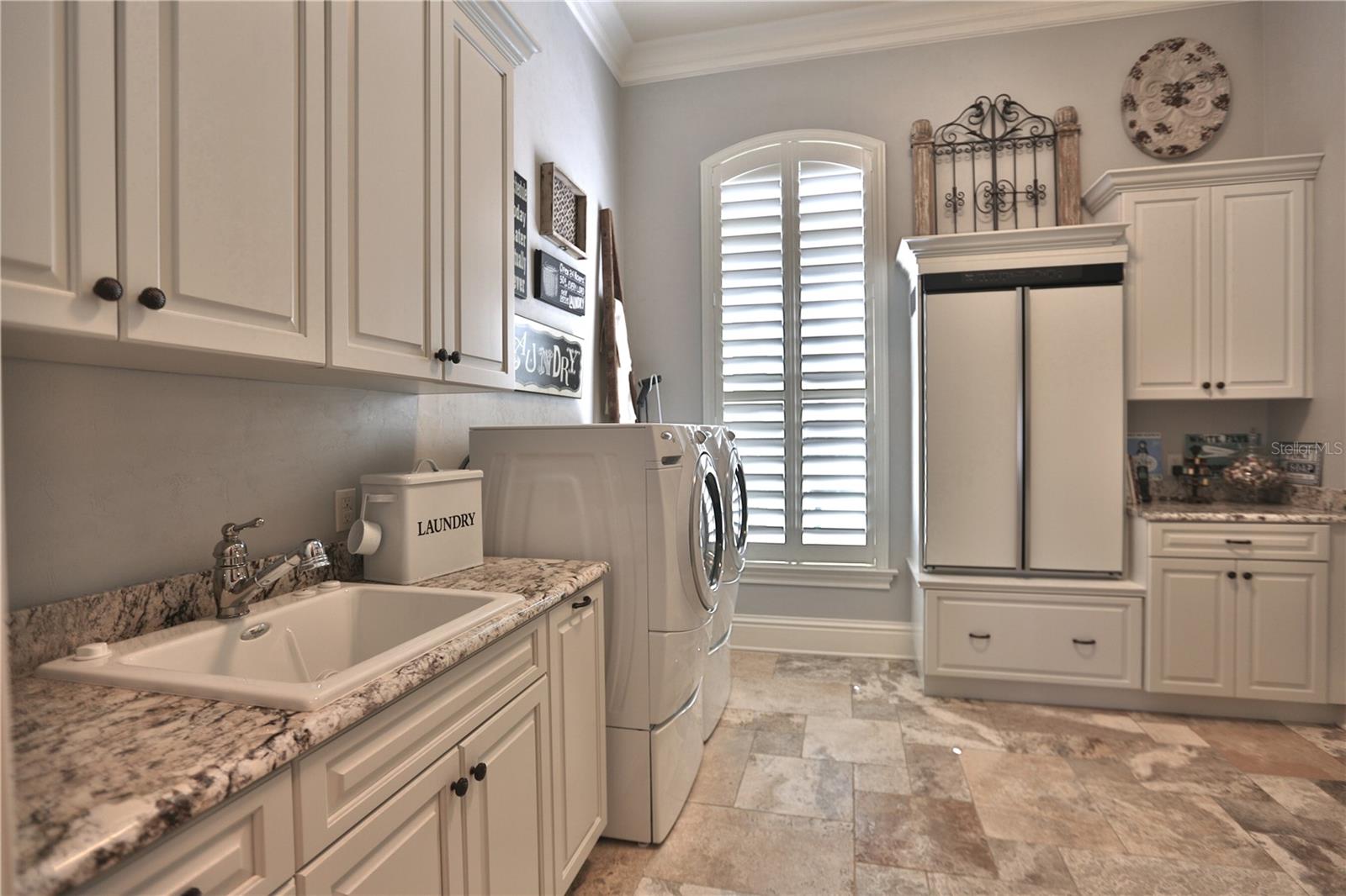 OM715356 Property Photo