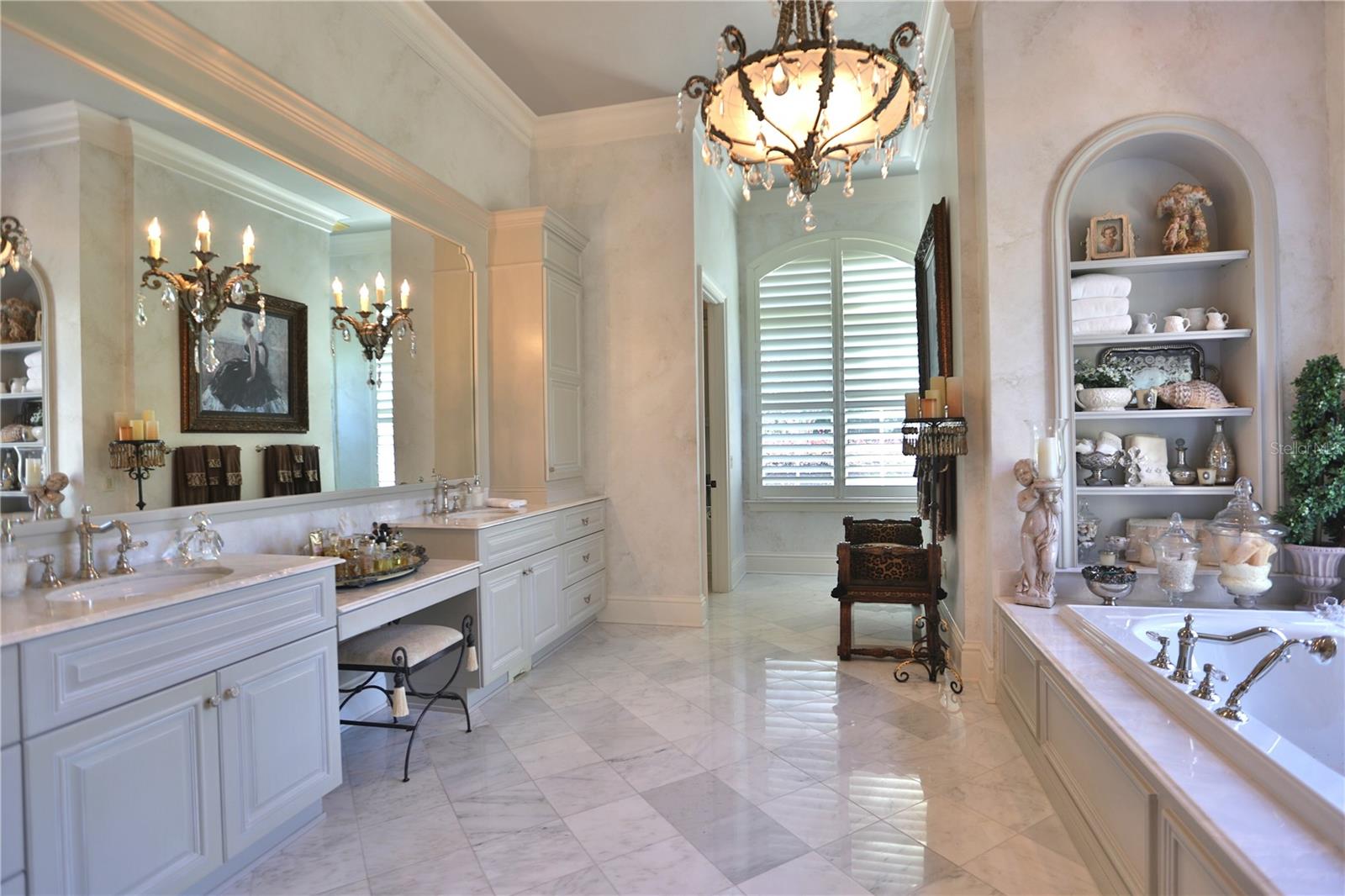 OM715356 Property Photo