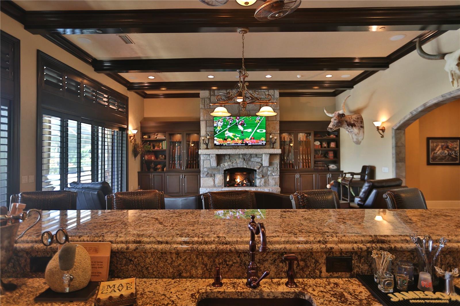 OM715356 Property Photo