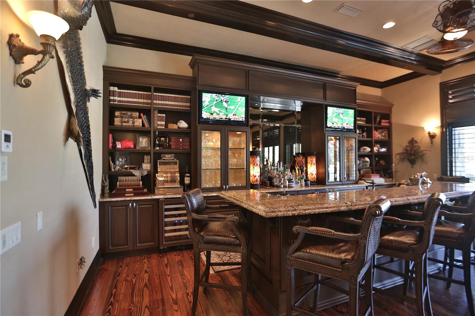 OM715356 Property Photo